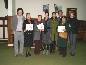 Adultos mayores felices con certificación Finalizan talleres Programa Vínculos