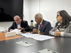 Alcalde de San Antonio se reúne con el gobernador de Valparaíso para gestionar proyectos