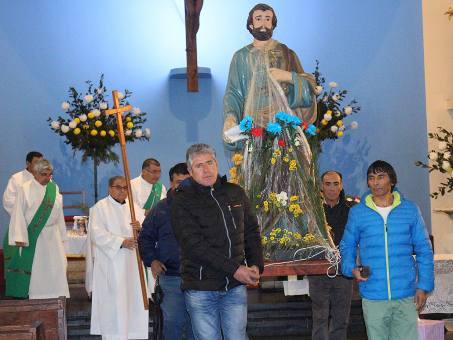 Cientos de pescadores asistieron a misa en honor a San Pedro