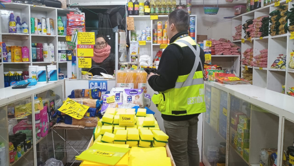 Municipalidad de San Antonio intensifica fiscalizaciones para controlar entrega de bolsas plásticas en el comercio