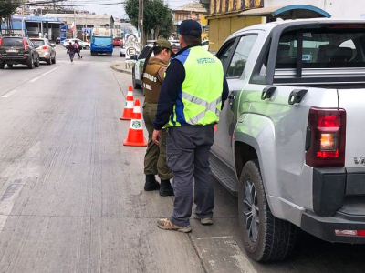 Municipio y Carabineros retiraron vehículos de circulación en fiscalizaciones de semana santa