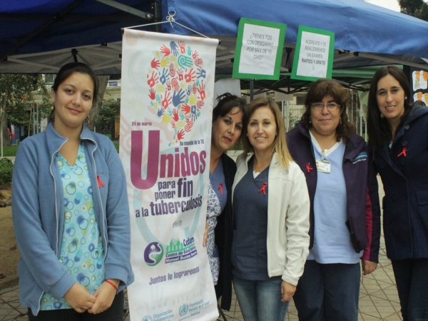 Con éxito se conmemoró el Día Mundial de la Tuberculosis en plaza de Llo Lleo