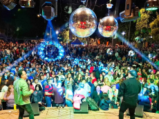 M&uacute;sica, memoria y solidaridad: La Plaza de los 80&rsquo;s regresa a Llolleo con punto de acopio