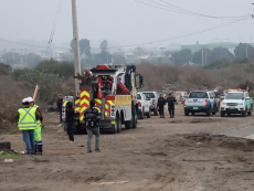 Municipalidad de San Antonio interviene acceso a rotonda Curicó para erradicar microbasural y mejorar seguridad vial