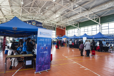 Instituto Comercial Marítimo Pacífico Sur realiza Feria Laboral para sus estudiantes