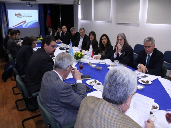 En Rancagua con Argentinos&nbsp;Municipio de San Antonio particip&oacute;&nbsp;en cita sobre el &ldquo;Paso Las Le&ntilde;as&rdquo;