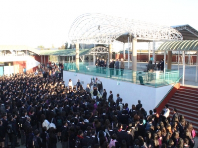 Con alegr&iacute;a y entusiasmo los estudiantes de escuelas y liceos municipales iniciaron el a&ntilde;o escolar en San Antonio