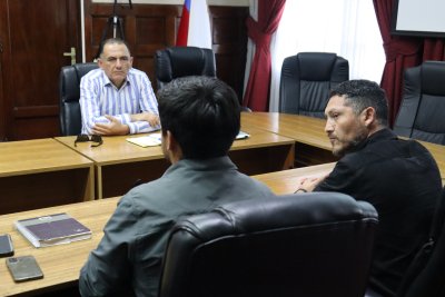 Municipio de San Antonio brindó asesoría a delegación de Juan Fernández para implementación de sistema de cámaras de televigilancia en la isla