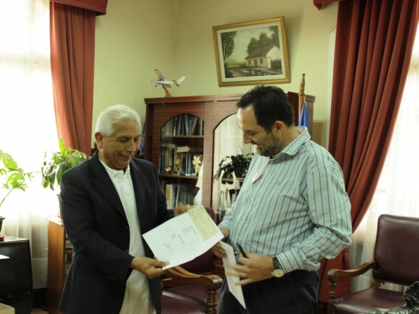 85 Millones de Pesos cancel&oacute; Puerto Central al Municipio de San Antonio.