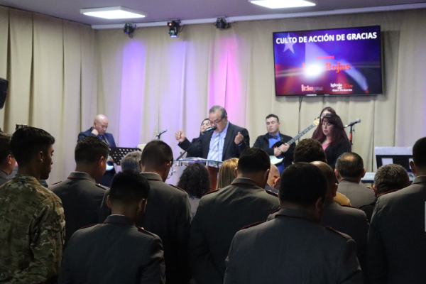 Feligreses se dieron cita en el Tedeum Evang&eacute;lico en Llolleo