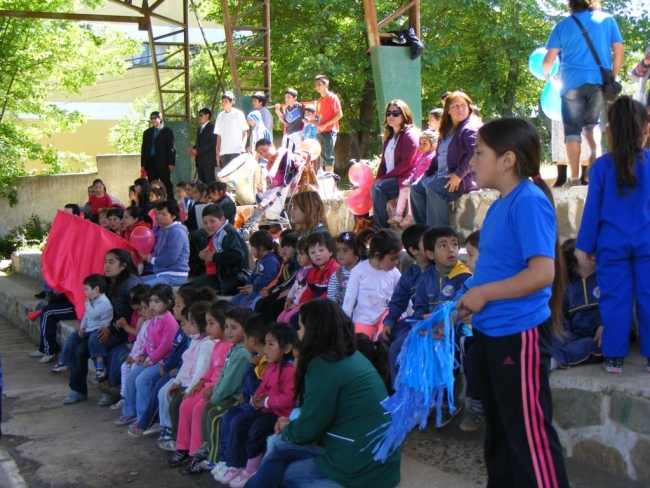 Escuela Pedro Viveros Orme&ntilde;o celebr&oacute; con diversas actividades sus 59 a&ntilde;os de vida     