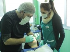 Usuarios de consultorios y postas de San Antonio son beneficiados con &nbsp;mil 400 radiograf&iacute;as dentales